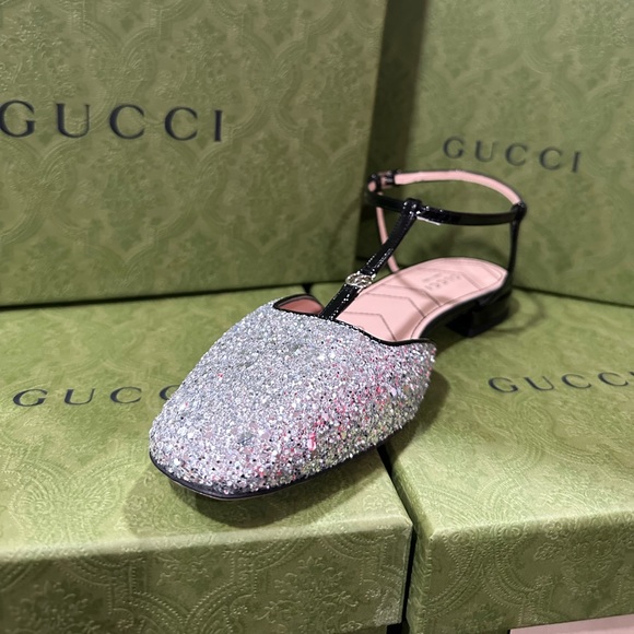 Gucci Crystal. Size 37.5. New with box - Picture 3 of 7